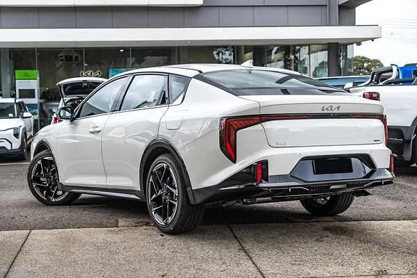 2025 Kia K4 GT-Line CL4m
