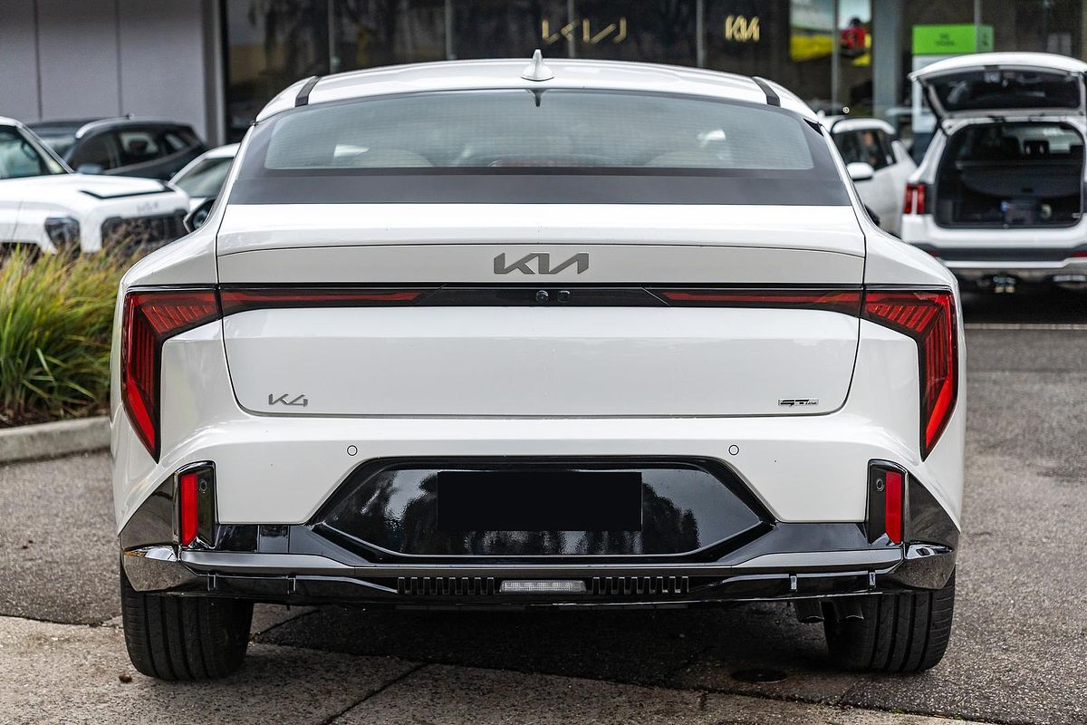 2025 Kia K4 GT-Line CL4m