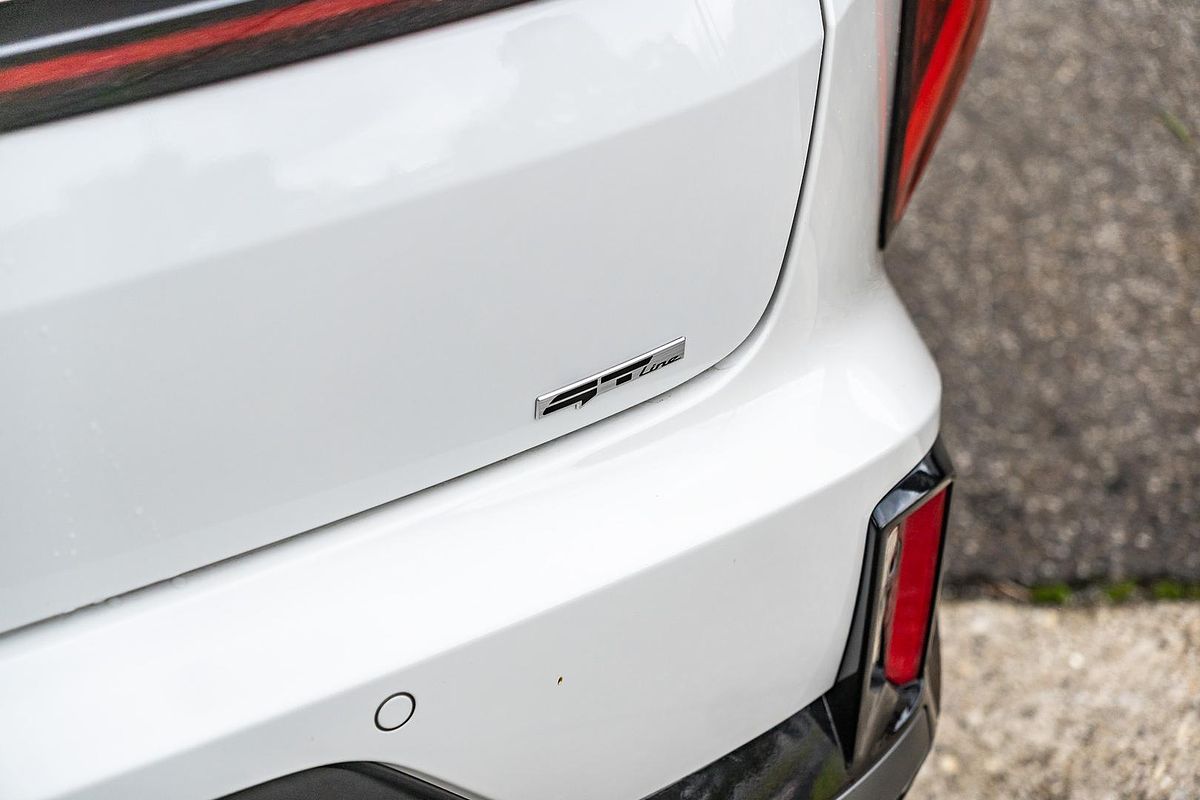 2025 Kia K4 GT-Line CL4m
