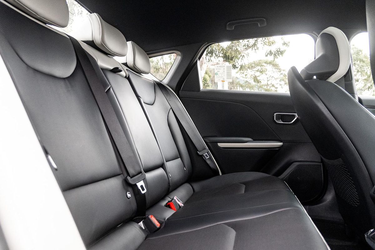 2025 Kia K4 GT-Line CL4m