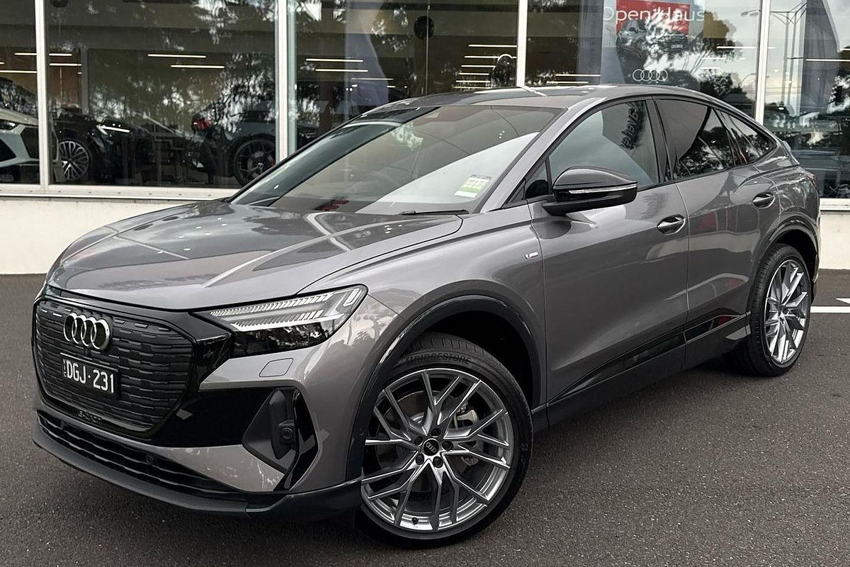 2024 Audi Q4 e-tron 55 F4