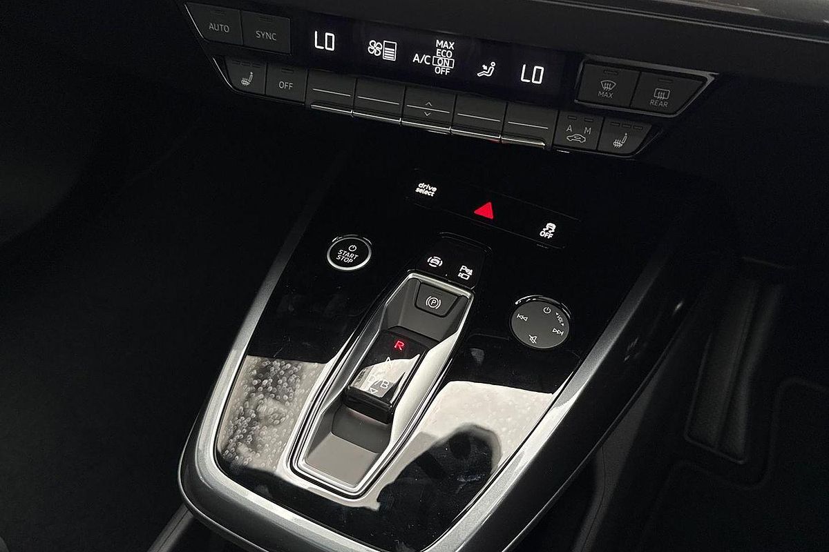 2024 Audi Q4 e-tron 55 F4