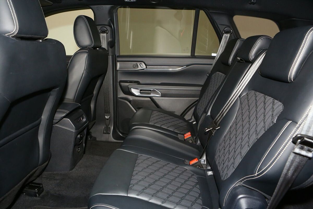 2024 Ford Everest Platinum 3.0L