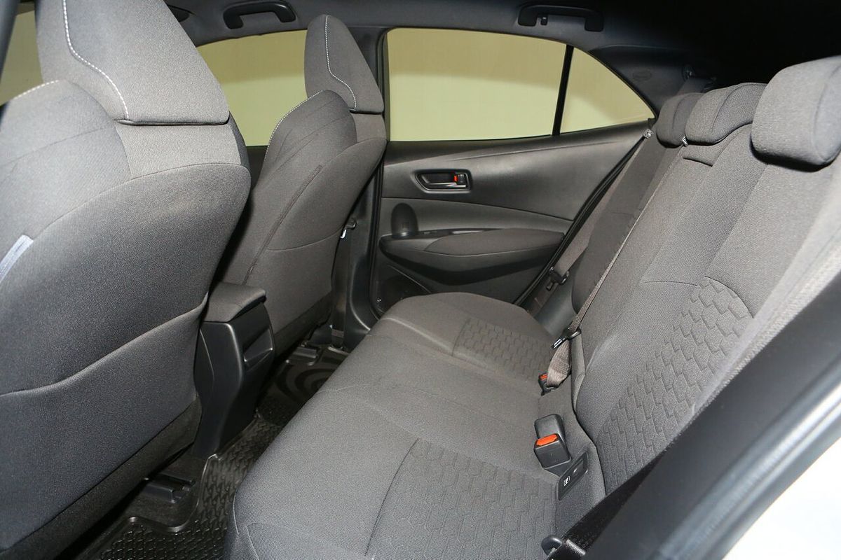 2018 Toyota Corolla Ascent Sport ZRE182R