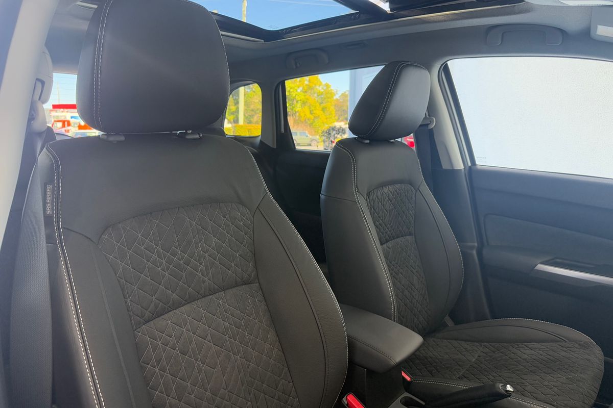 2023 Suzuki Vitara Turbo LY Series II