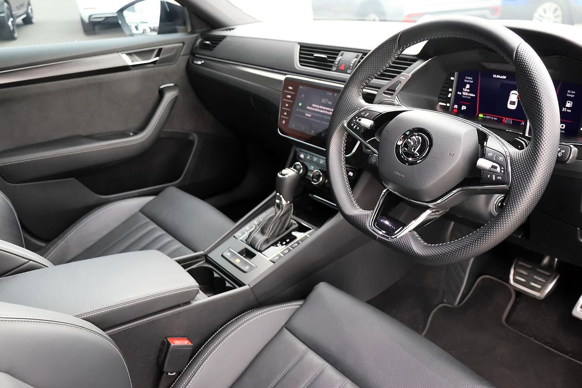 2023 SKODA Superb 206TSI SportLine NP