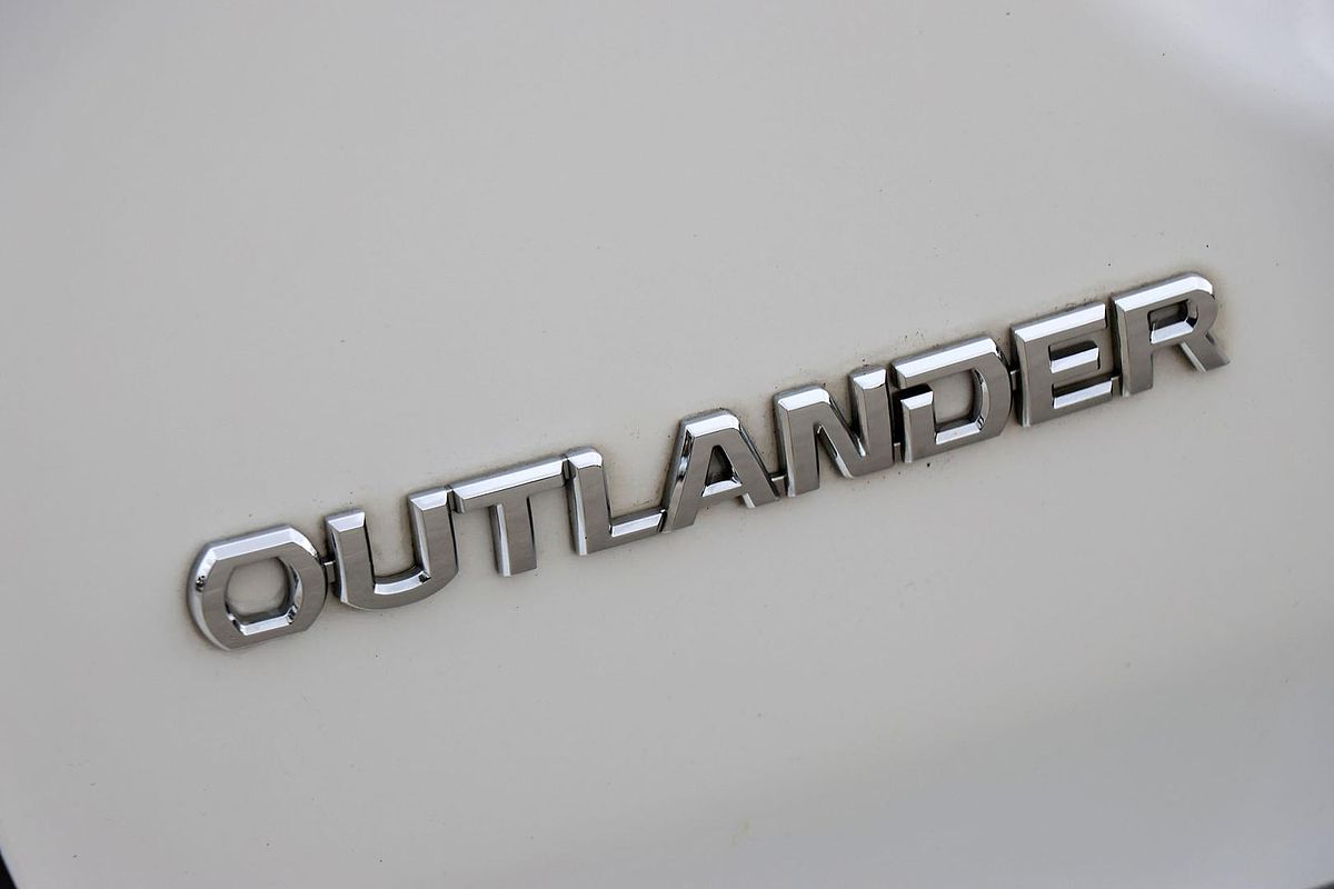 2020 Mitsubishi Outlander Black Edition ZL