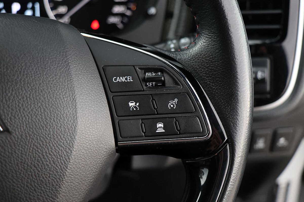 2020 Mitsubishi Outlander Black Edition ZL