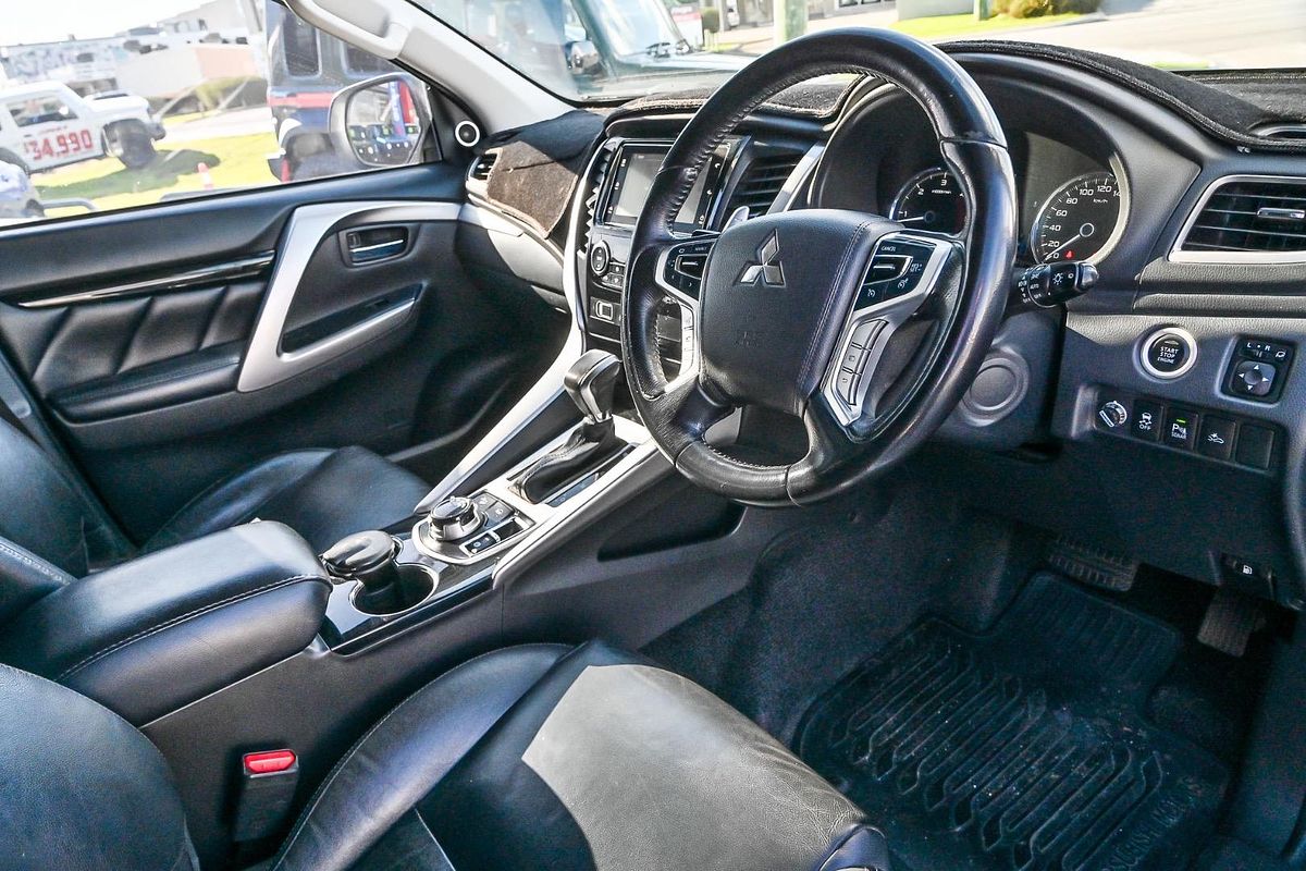 2016 Mitsubishi Pajero Sport Exceed QE