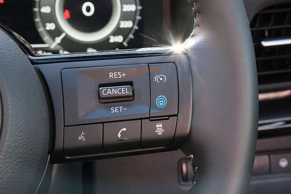 2025 Nissan QASHQAI N-DESIGN e-POWER J12