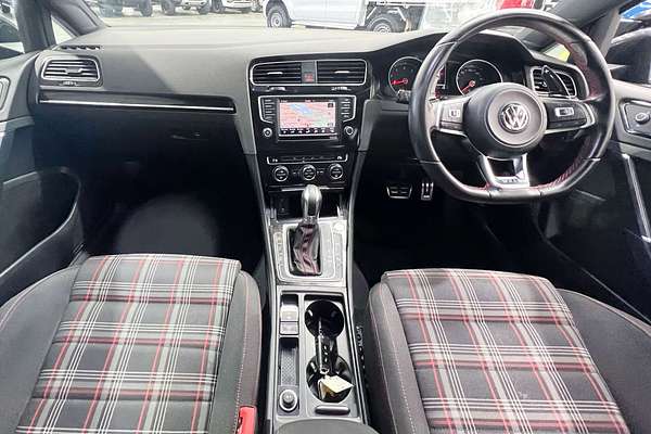 2015 Volkswagen Golf GTI 7