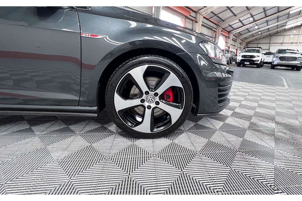 2015 Volkswagen Golf GTI 7
