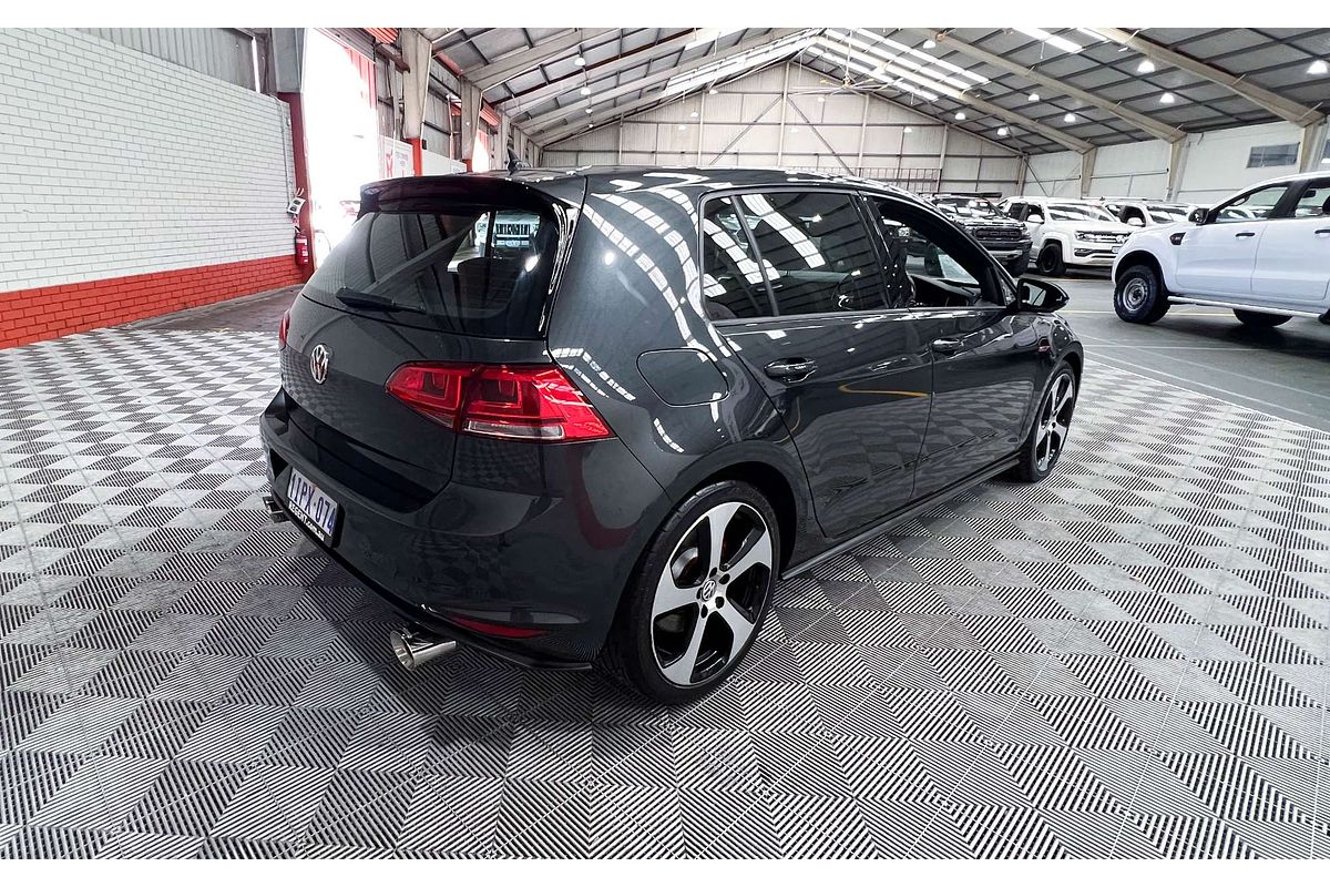2015 Volkswagen Golf GTI 7