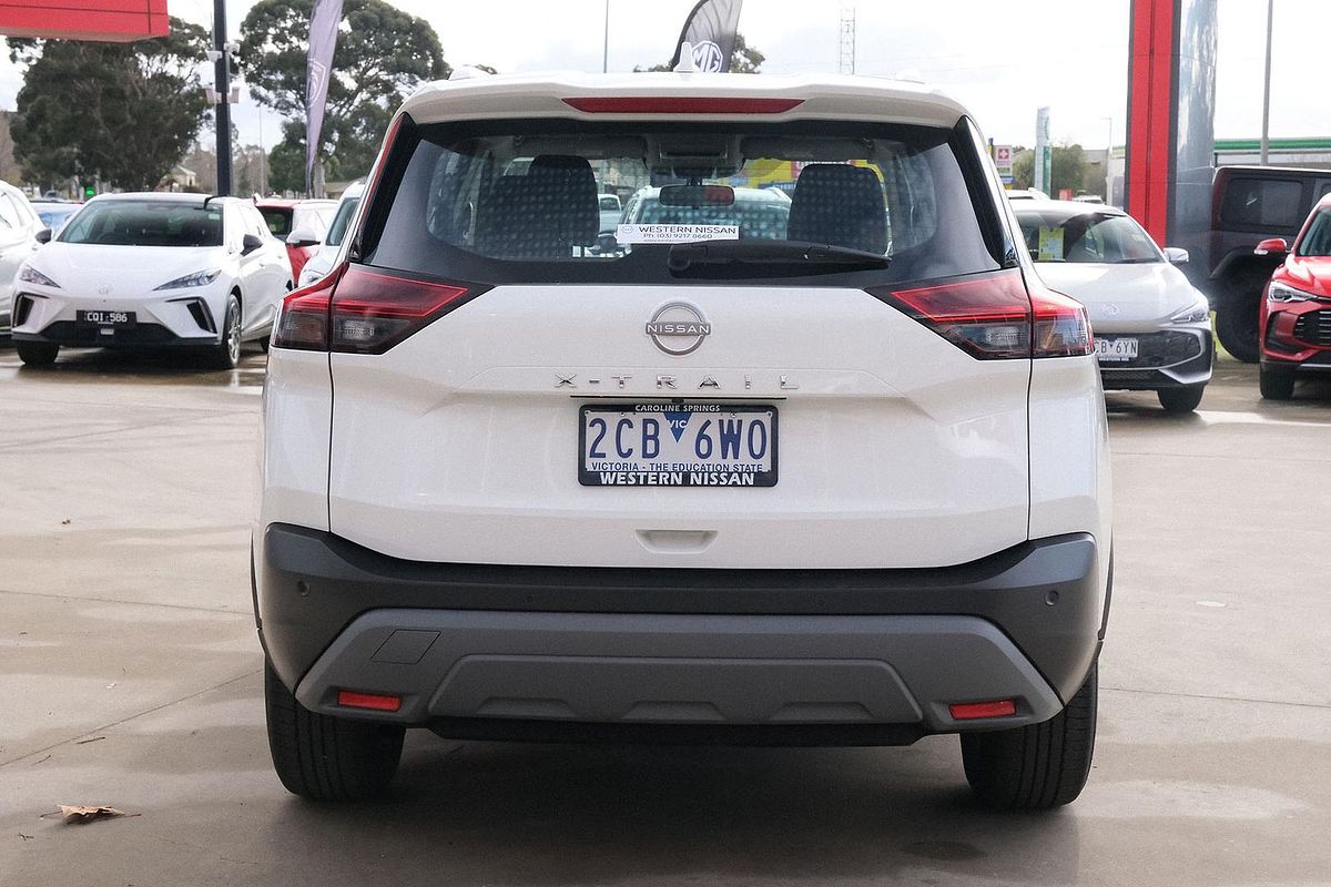2025 Nissan X-TRAIL ST T33