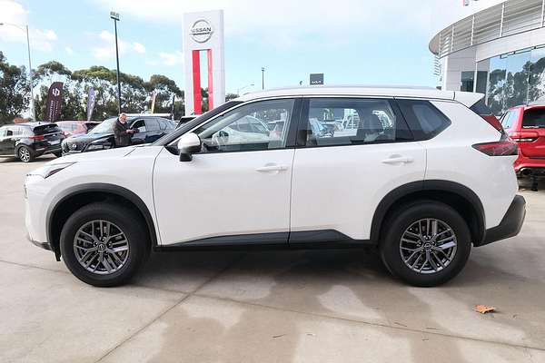 2025 Nissan X-TRAIL ST T33