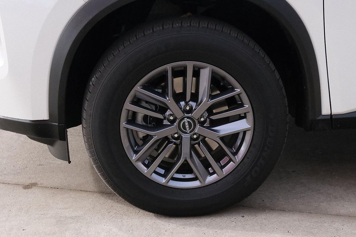 2025 Nissan X-TRAIL ST T33