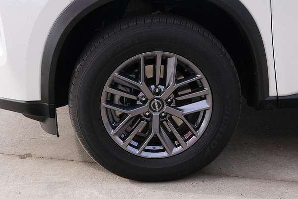 2025 Nissan X-TRAIL ST T33