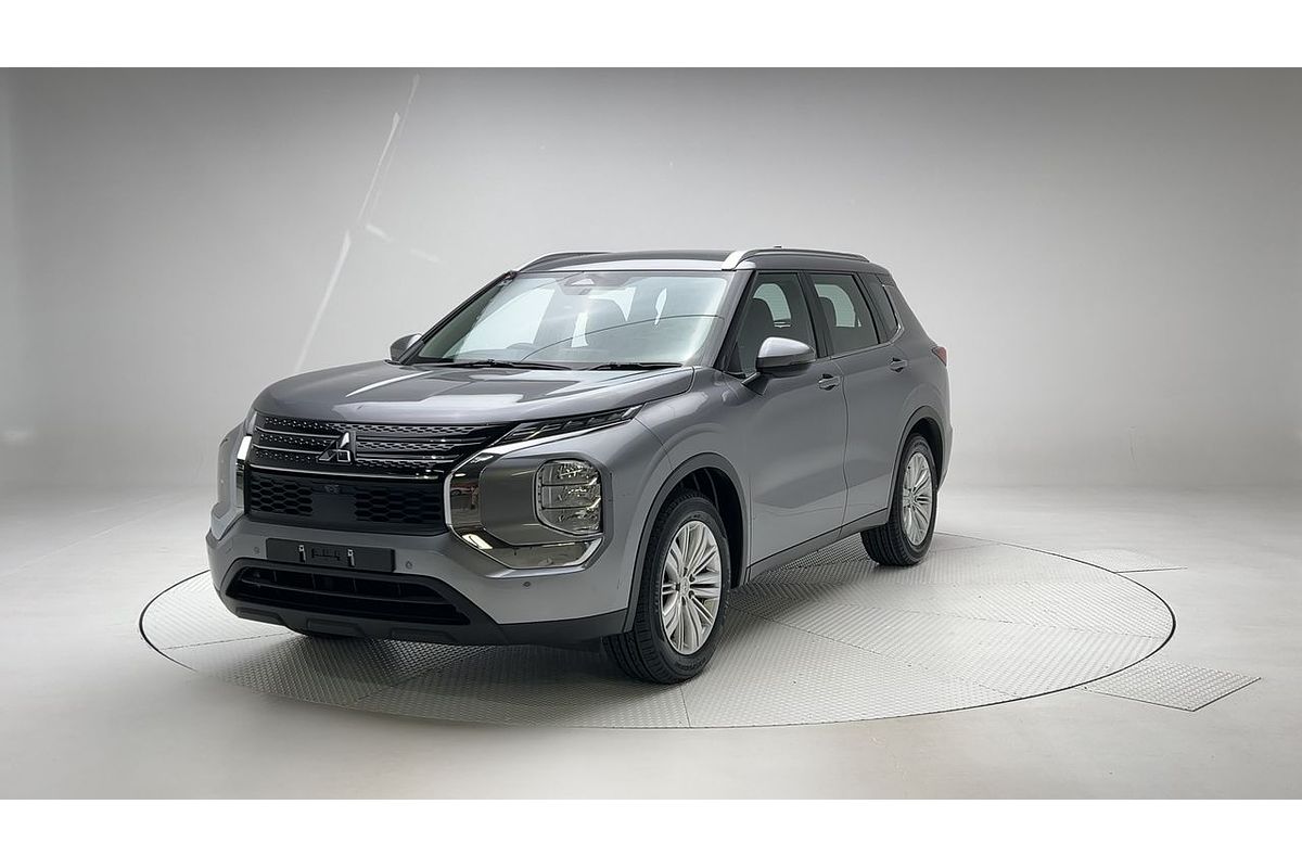 2023 Mitsubishi Outlander ES ZM