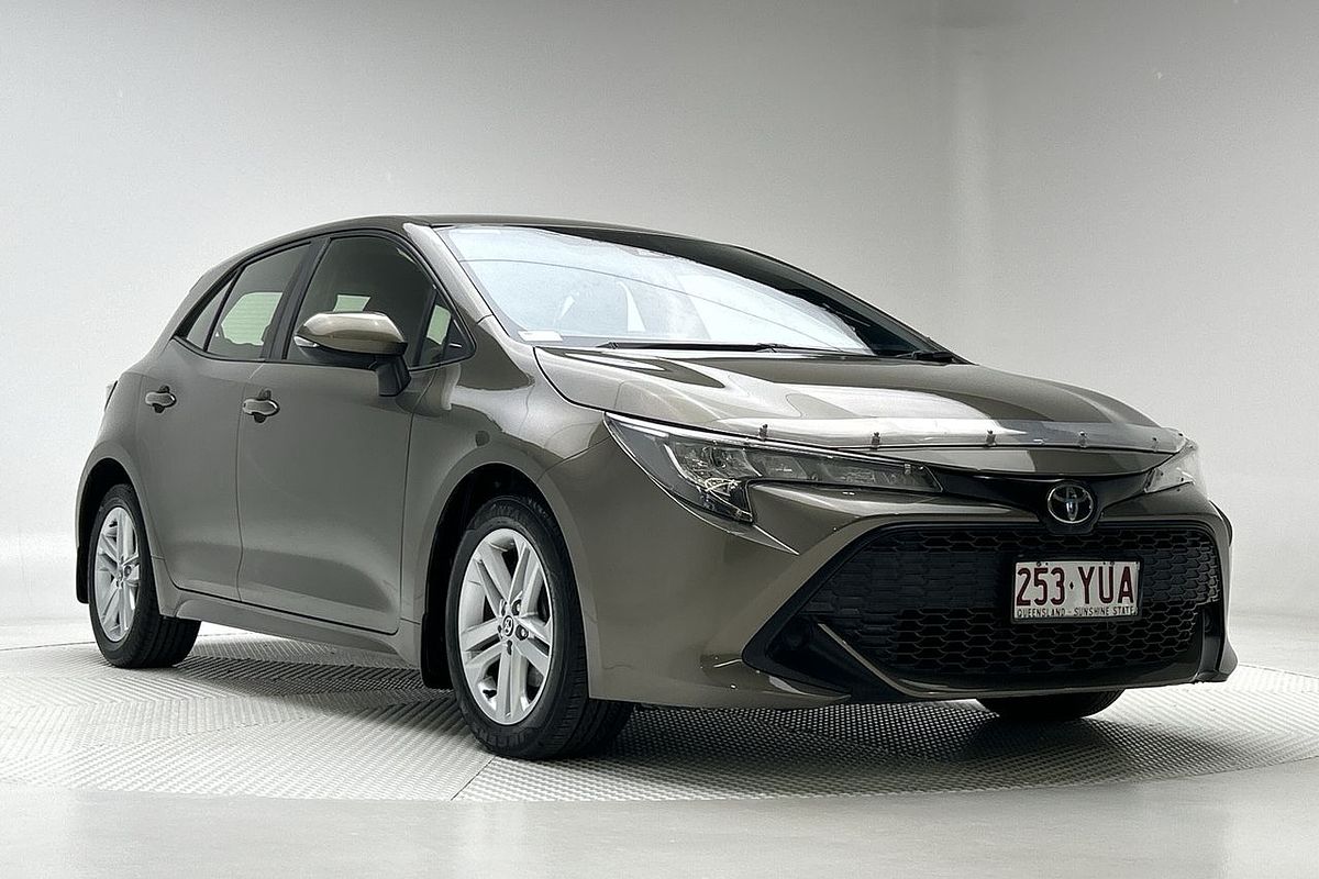 2018 Toyota Corolla Ascent Sport MZEA12R