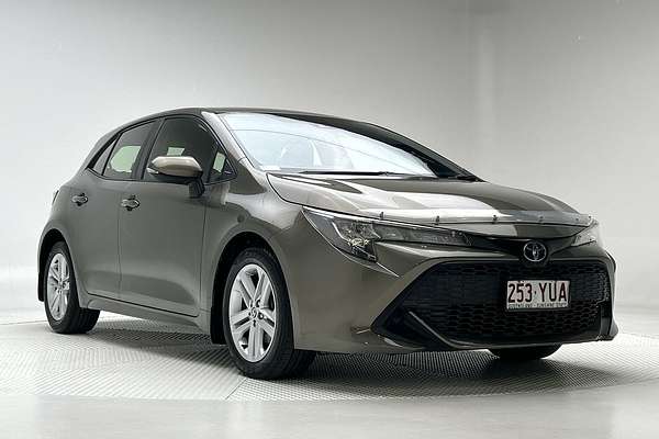 2018 Toyota Corolla Ascent Sport MZEA12R