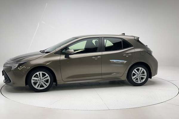 2018 Toyota Corolla Ascent Sport MZEA12R