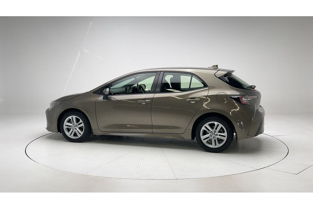 2018 Toyota Corolla Ascent Sport MZEA12R