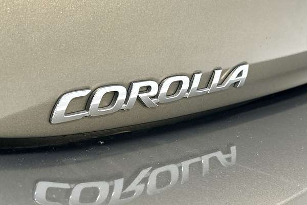 2018 Toyota Corolla Ascent Sport MZEA12R