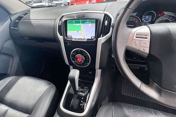 2021 Isuzu MU-X LS-T