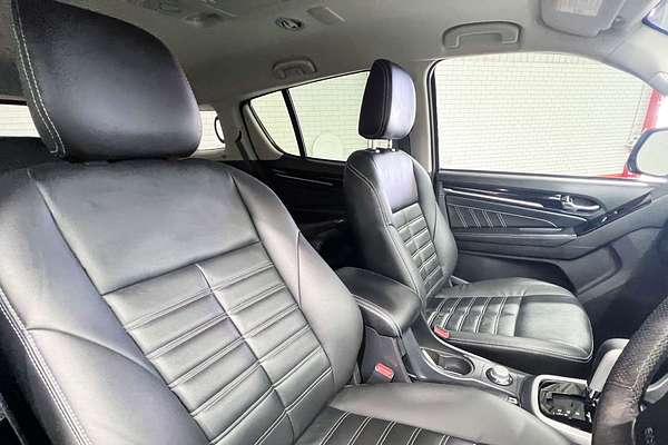 2021 Isuzu MU-X LS-T