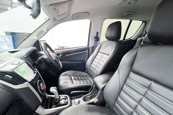 2021 Isuzu MU-X LS-T