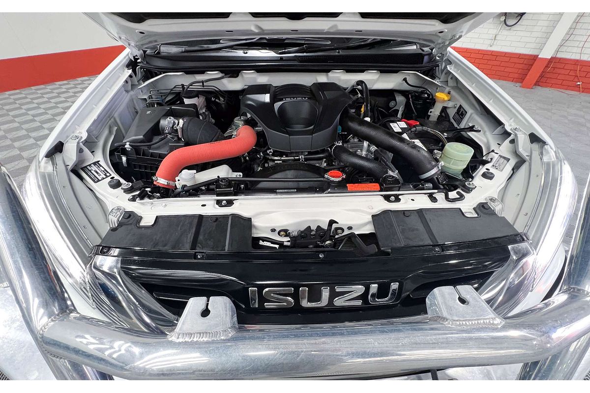 2021 Isuzu MU-X LS-T