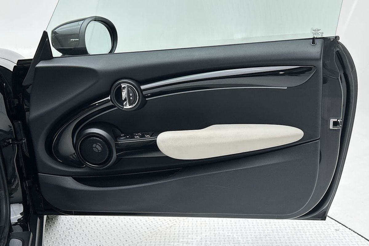 2023 MINI Convertible Cooper S Classic F57 LCI-2