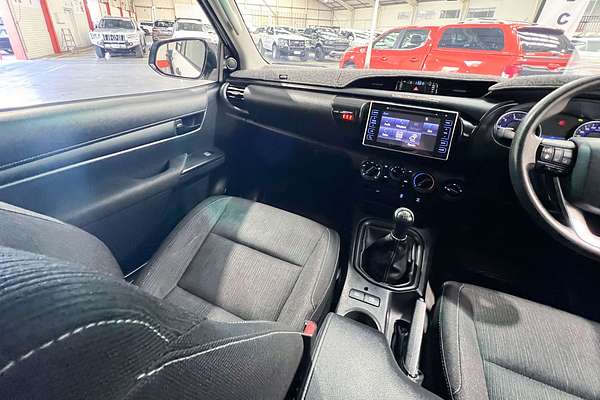 2018 Toyota Hilux SR GUN126R 4X4