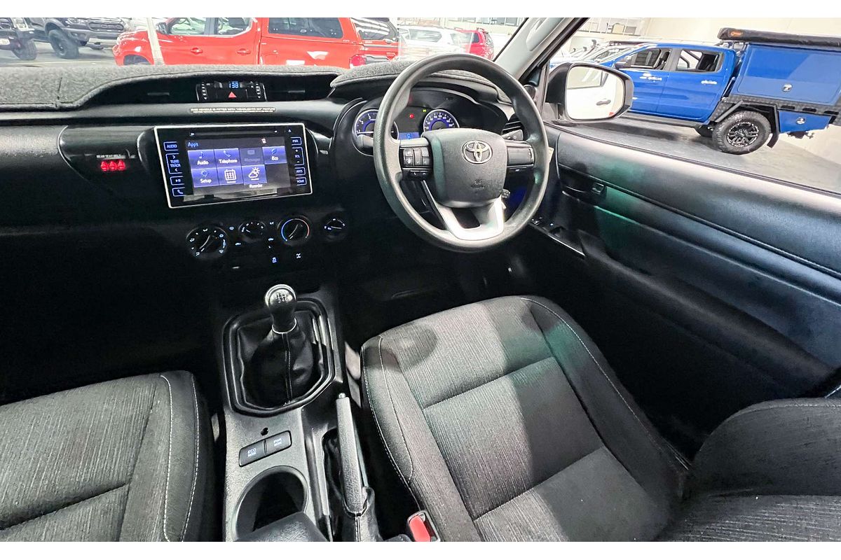 2018 Toyota Hilux SR GUN126R 4X4