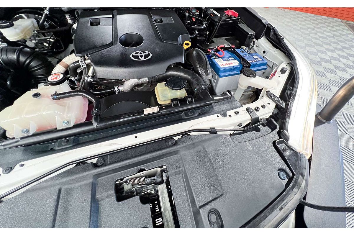 2018 Toyota Hilux SR GUN126R 4X4