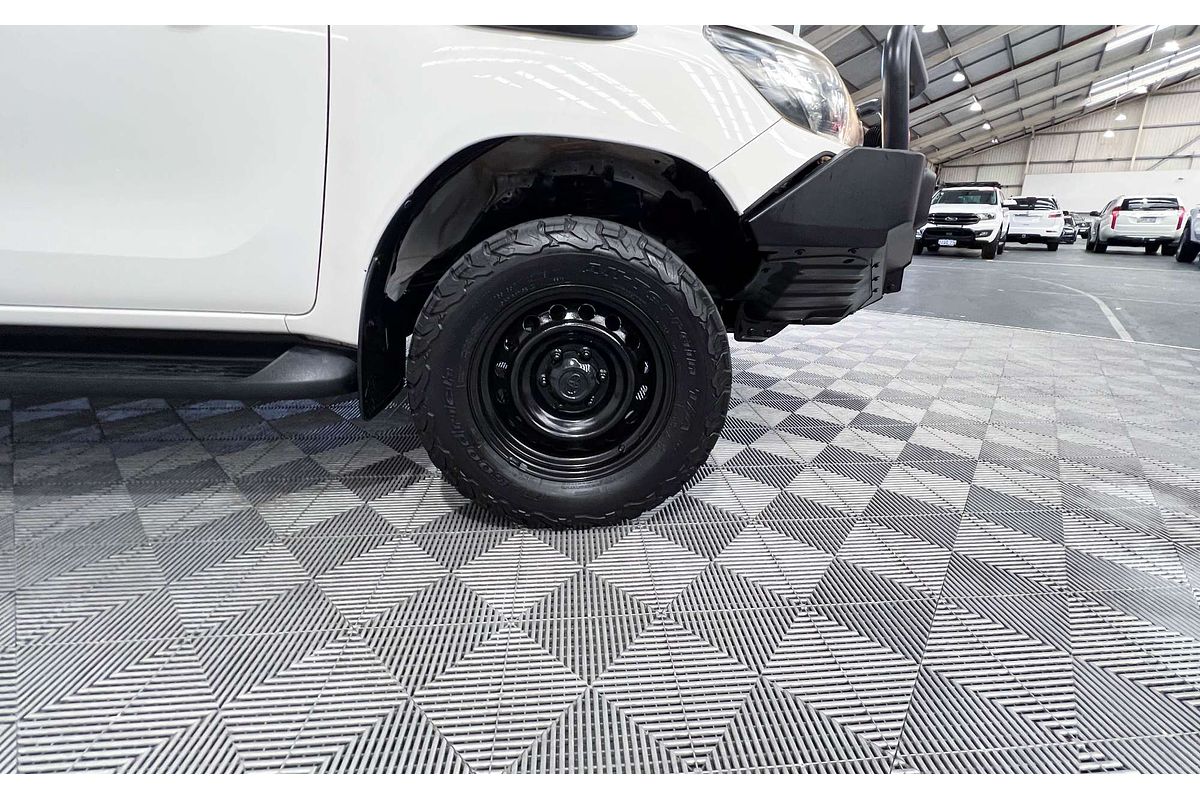 2018 Toyota Hilux SR GUN126R 4X4