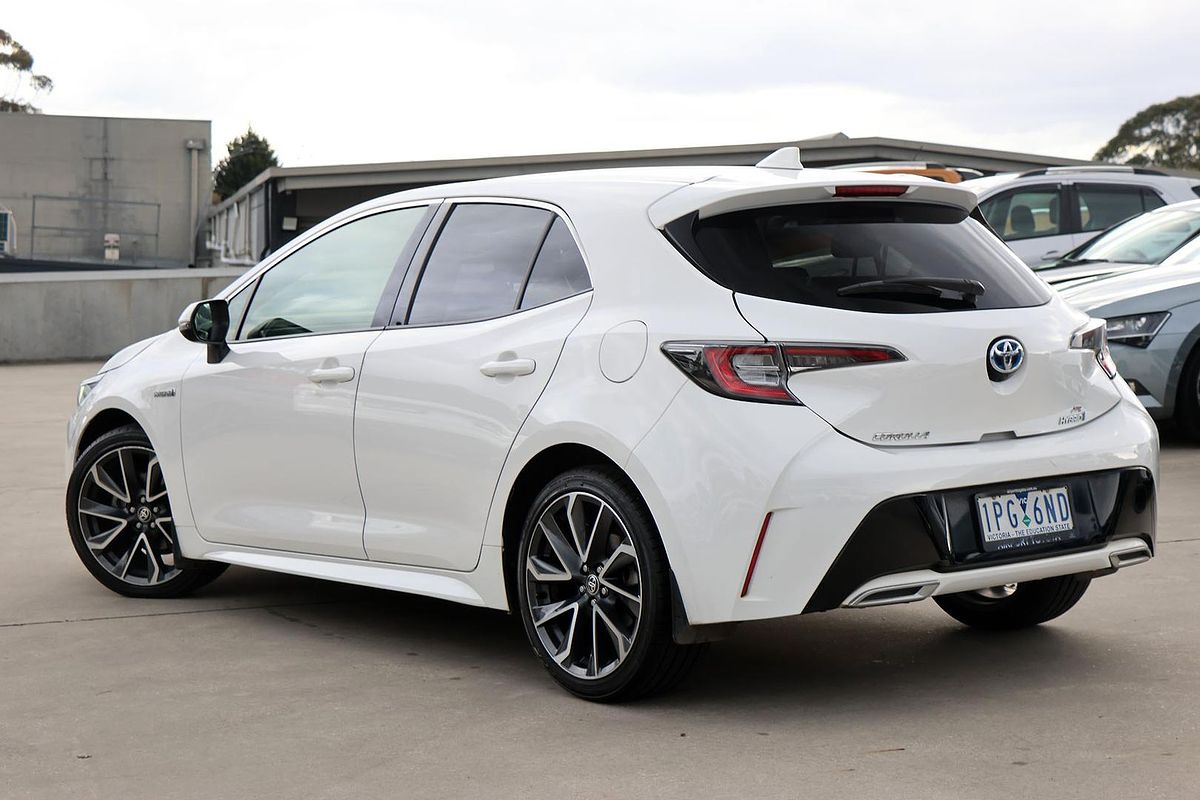 2019 Toyota Corolla ZR Hybrid ZWE211R