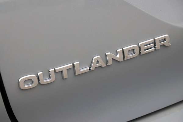 2025 Mitsubishi Outlander Aspire ZM