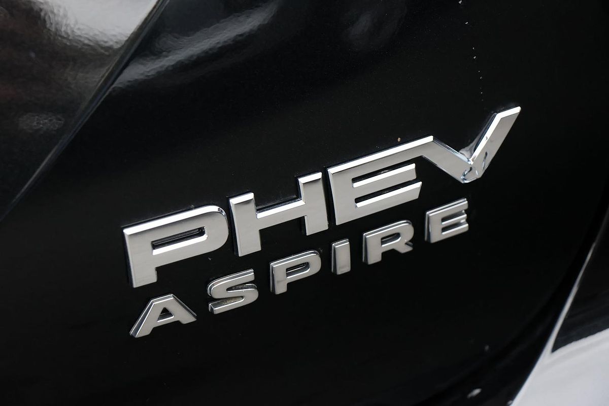 2024 Mitsubishi Outlander PHEV Aspire ZM
