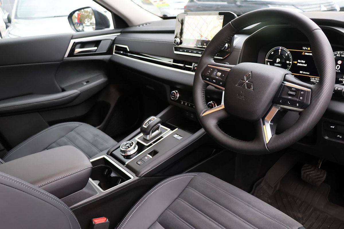 2024 Mitsubishi Outlander PHEV Aspire ZM