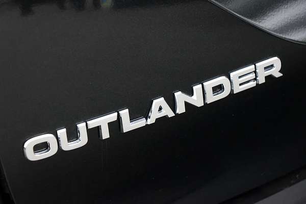 2024 Mitsubishi Outlander PHEV Aspire ZM