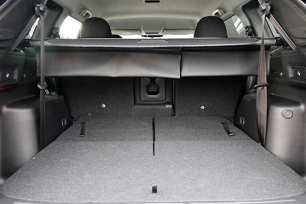 2024 Mitsubishi Outlander LS ZM