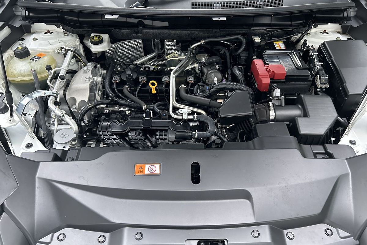 2024 Mitsubishi Outlander LS ZM