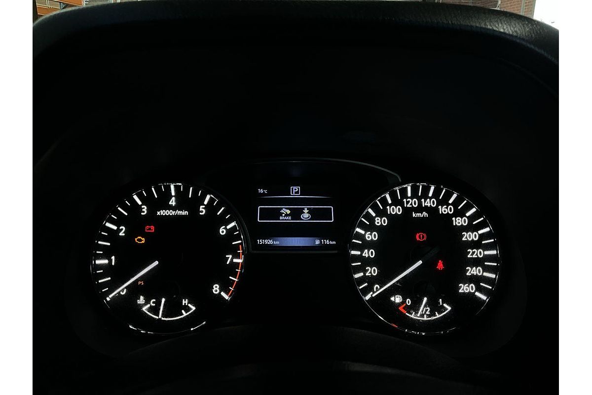 2016 Nissan Pathfinder ST R52