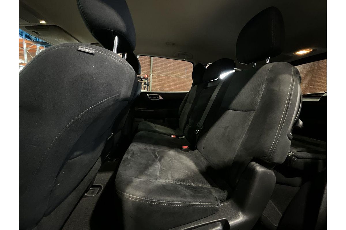 2016 Nissan Pathfinder ST R52