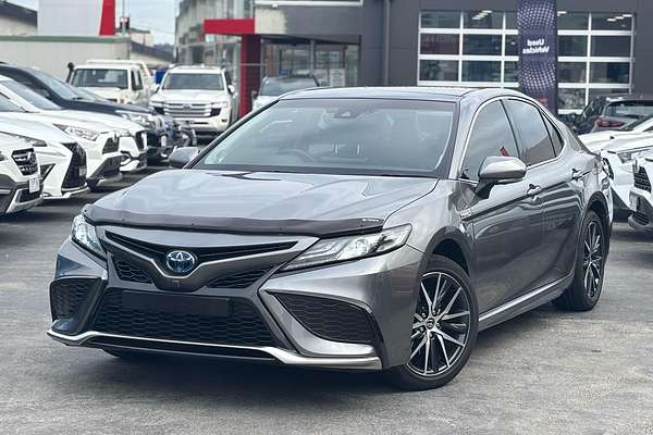 2024 Toyota Camry SL AXVH70R