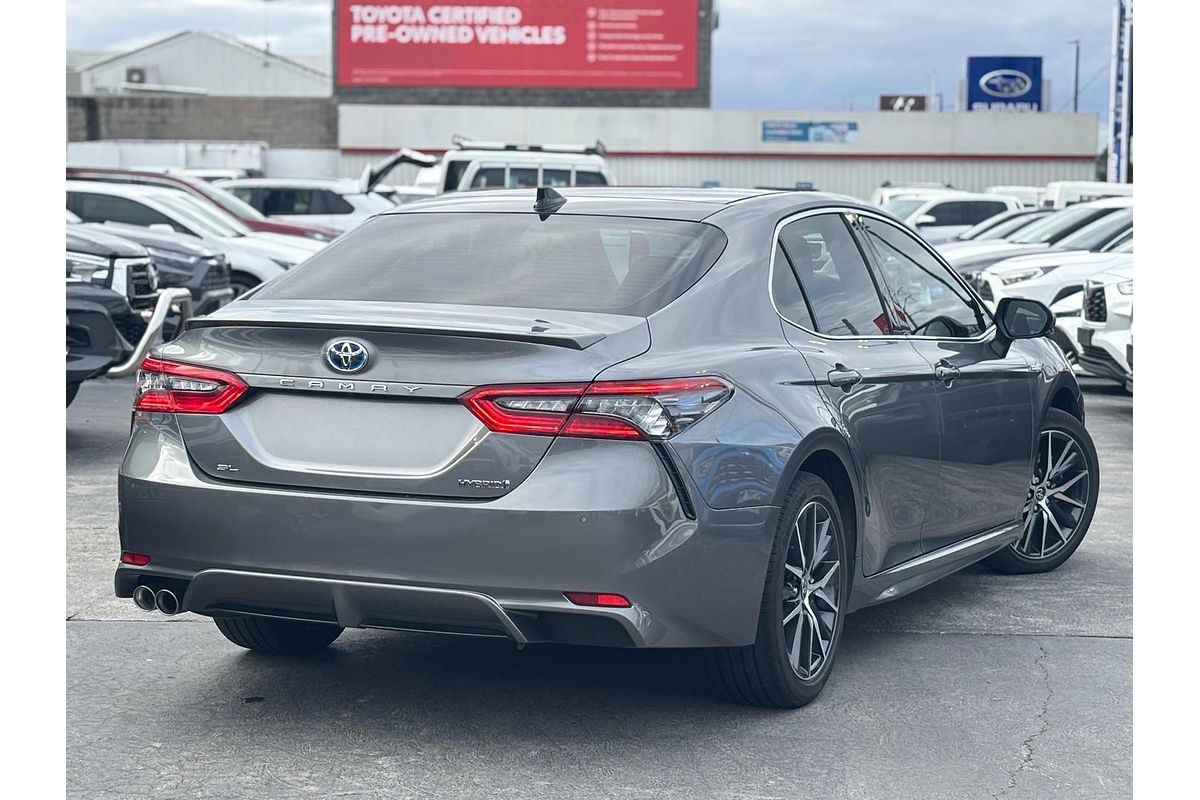 2024 Toyota Camry SL AXVH70R