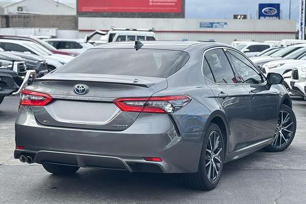 2024 Toyota Camry SL AXVH70R