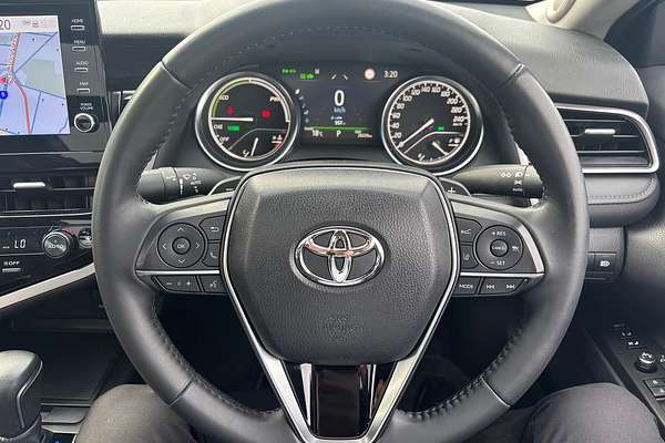 2024 Toyota Camry SL AXVH70R