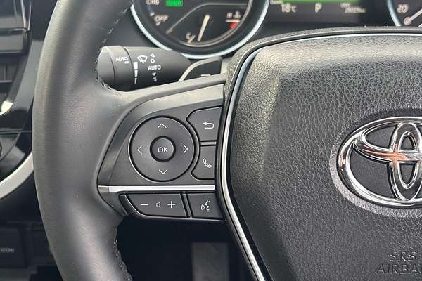 2024 Toyota Camry SL AXVH70R